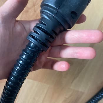 Buharlı Temizlik Makinesi Hem Güvenlik Riski Hem De Garanti Belirsizliği Yaşatıyor