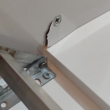 Kırık Masa Teslimatı Ve Zorlaştırılan İade Süreci Mağduriyeti