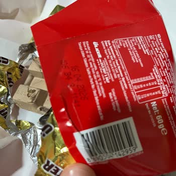 Taze Olması Gereken Çikolata Bayat Ve Bozuk Çıktı, Güvenim Sarsıldı