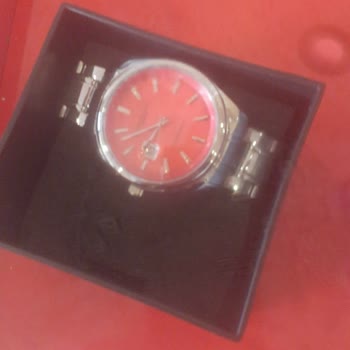 Instagramdan Alınan Rolex Saat Yanlış Model Ve Renkte Geldi Firma Dönüş Yapmıyor