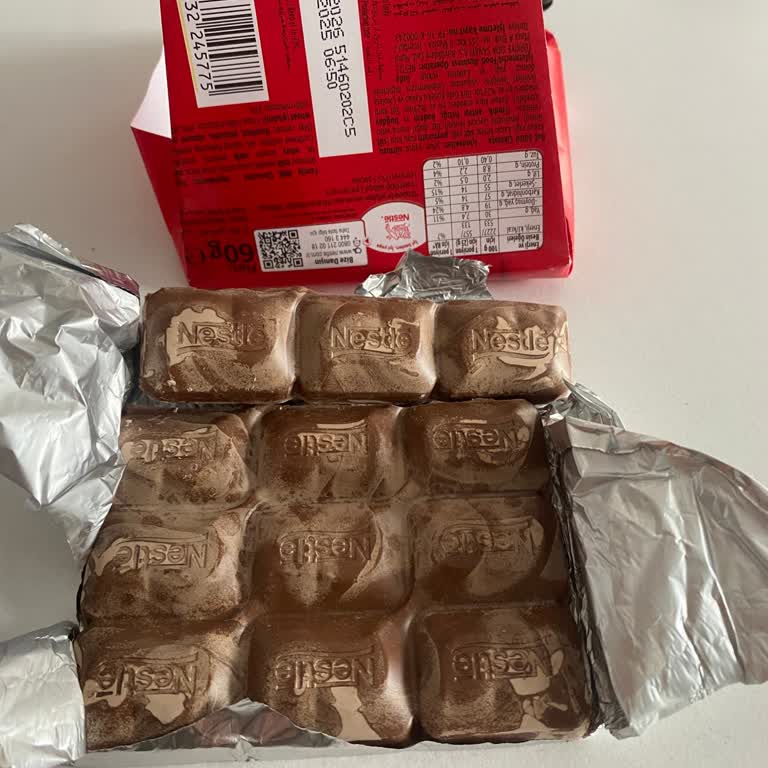 Son Kullanma Tarihi Geçmemiş Nestle Çikolata Bozuk Çıktı