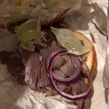 Arby’s Delivery Complaint – Sandwich Size Discrepancy & Poor Quality