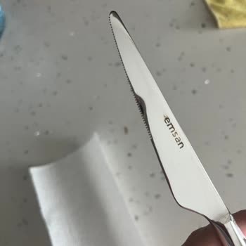 Emsan Penta Çatal Bıçak Takımında İlk Yıkamada Boya Akması ve Paslanma