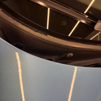 BMW 118i Ön Cam Fitillerinde Erken Deformasyon Şikayeti