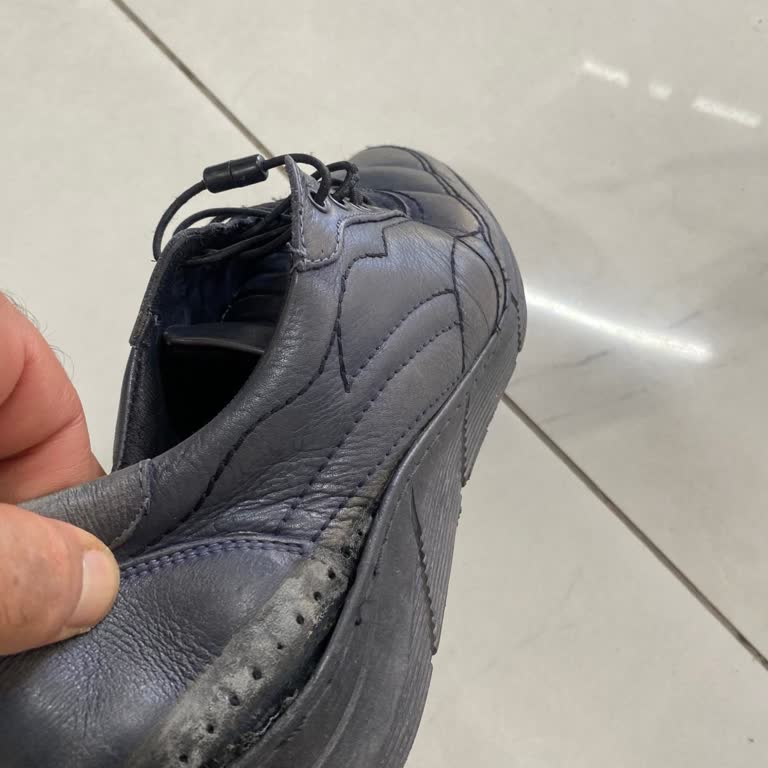 Tergan Ayakkabıda Renk Ve Dikiş Atması Mağduriyeti