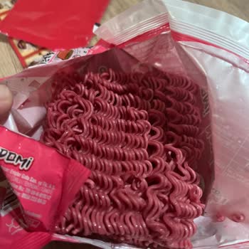 Patlak Yağ Paketi Nedeniyle Kullanılamaz Ürün Ve Hijyen Sorunu