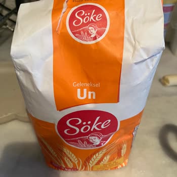 Kapalı Un Paketinden Böcek Çıkması Hijyen Endişesi Yarattı