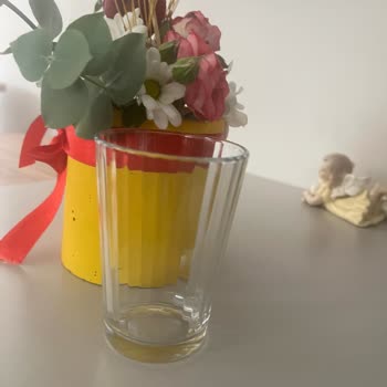 Çiçek Sepetinde Görsel İle Gelen Ürün Arasında Büyük Fark Var