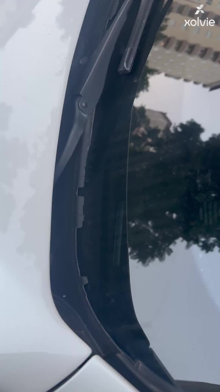 BMW 3.20i Front Windshield Grille Corrosion - Free Replacement Request video cover