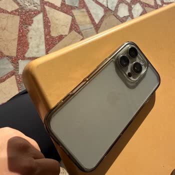 Sararma Karşıtı Kılıf Hızla Sarardı, Hayal Kırıklığına Uğradım