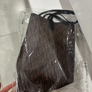 İpekyol Çantada Deri Soyulması Ve Renk Verme Sorunu Yaşadım