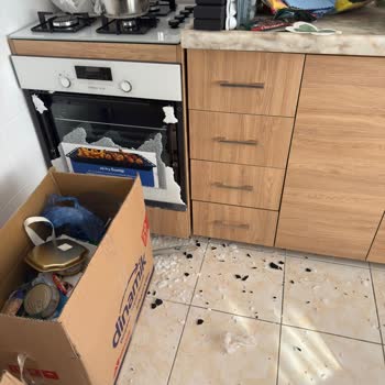 Kullanılmamış Profilo Ankastre Fırının Camı Patladı, Değişim Talebim Reddedildi