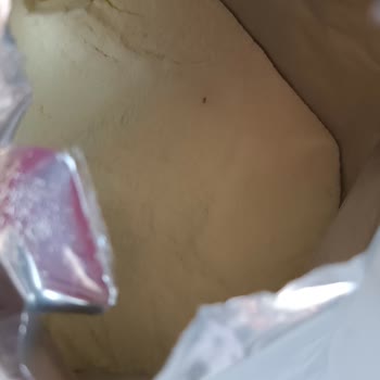 Bebek Mamasında Böcek Çıkması Ve Mağaza Hijyeninden Kaynaklı Mağduriyet