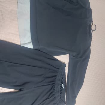 Aldığım Takımlarda Renk Solması Ve Mağaza İlgisizliği