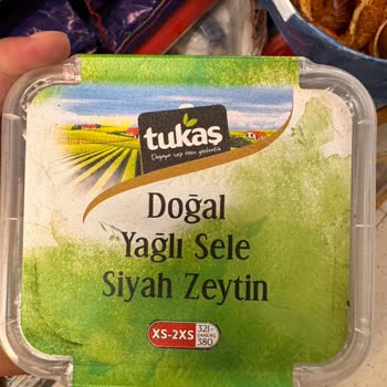 A101'de Satışa Sunulan Zeytinlerde Beyaz Leke Ve Hijyen Sorunu