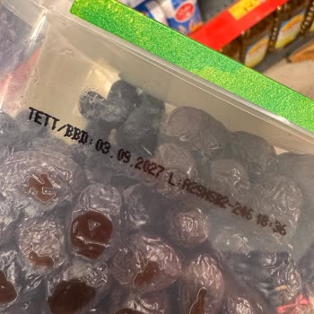 A101'de Satışa Sunulan Zeytinlerde Beyaz Leke Ve Hijyen Sorunu