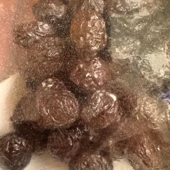 A101'de Satışa Sunulan Zeytinlerde Beyaz Leke Ve Hijyen Sorunu