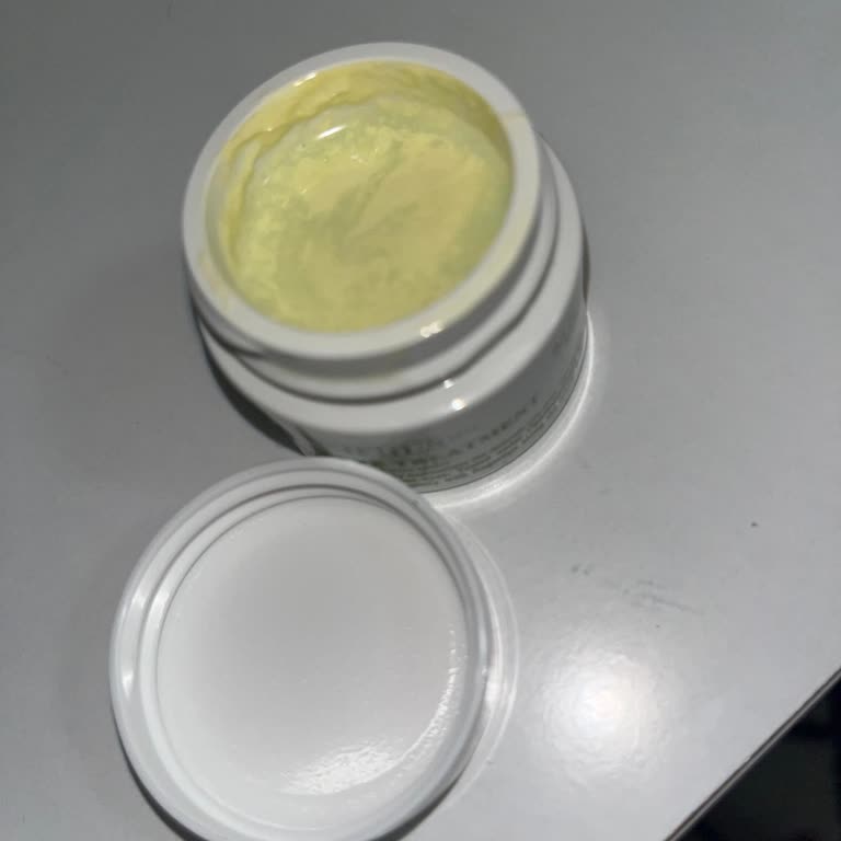 Kiehl’s Creamy Eye Treatment Appeared Spoiled When Opened For The First Time