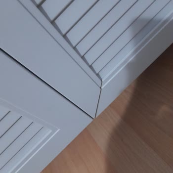 Sıfır Alınan Gardırobun Kırık Ve Hasarlı Gelmesi, Çözümde İlgisizlik Yaşanması