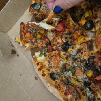 Domino's Pizza Eksik Ve Dağılmış Sipariş, Ulaşılamayan Şube: Domino's Karacabey Hayal Kırıklığı