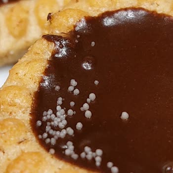 Son Tüketim Tarihi Geçmemiş Bozuk Ürün Ve Eti'den Cevapsızlık Şoku