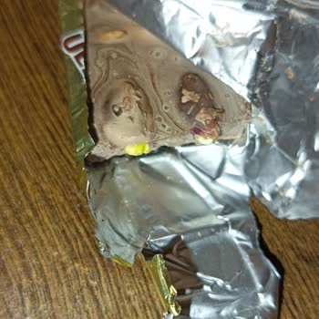 Ülker Çikolatada Kötü Görüntü Ve Biskrem'de Dolgu Eksikliği Güvenimi Sarstı