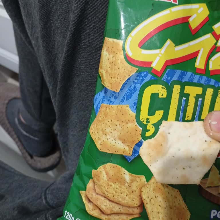 Ülker Çizi Çıtır Paketiyle İçindeki Ürün Arasında Büyük Fark