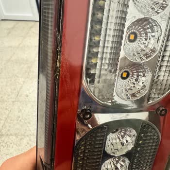 Kırık Gelen Ürün İçin Satıcıdan Yanıtsız Kaldım, Değişim Talep Ediyorum