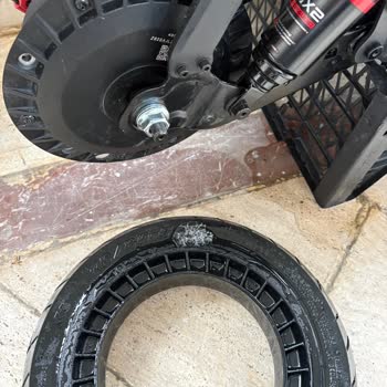 Segway Max G3 Arka Tekerlek Parçası Ayrı Satılmıyor Fahiş Maliyet Çıkarılıyor