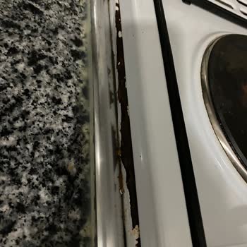 Garanti Kapsamındaki Fırında Erken Paslanma Ve İlgisizlik