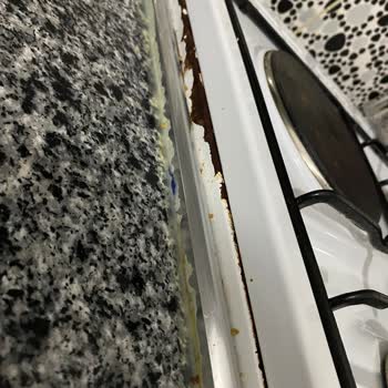 Garanti Kapsamındaki Fırında Erken Paslanma Ve İlgisizlik