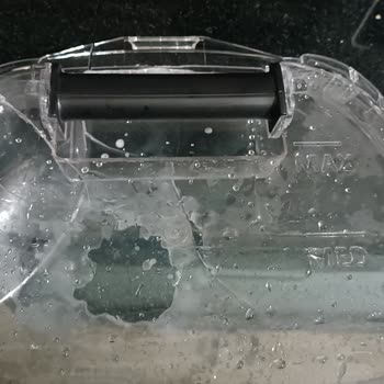 Hoover Kurulumdan 9 Gün Sonra Su Haznesi Kapağı Kırıldı: Garanti Kapsamında Değişim Talebi