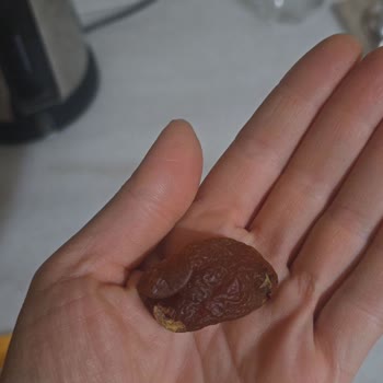 BİM'den Alınan Kayısının Bozuk Ve Kirli Çıkması, Hijyen Eksikliği