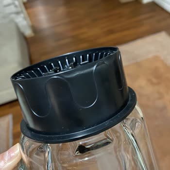 Karaca Plastik Kısmı Çatlak Ve Haznesi Düzgün Oturmayan Bu Ürünü Artık Kullanmak İstemiyorum