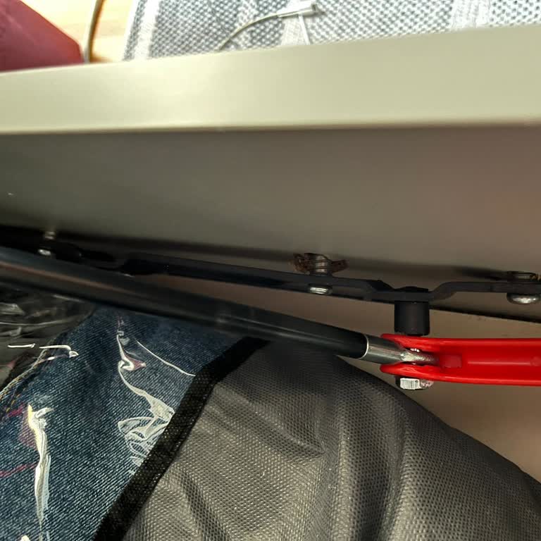 Garanti Kapsamındaki Bazada Gıcırdama Ve Hatalı Ücret Talebi