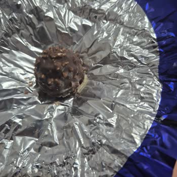 Godiva Çikolatadan Kurt Çıkması Ve Hijyen Endişesi