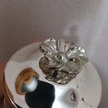 Sipariş Verdiğim Gümüş Tepsi Yerine Cam Ve Kusurlu Ürün Gönderildi