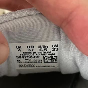 Puma Kadın Spor Ayakkabıda Kısa Sürede Deformasyon Ve Rahatsızlık