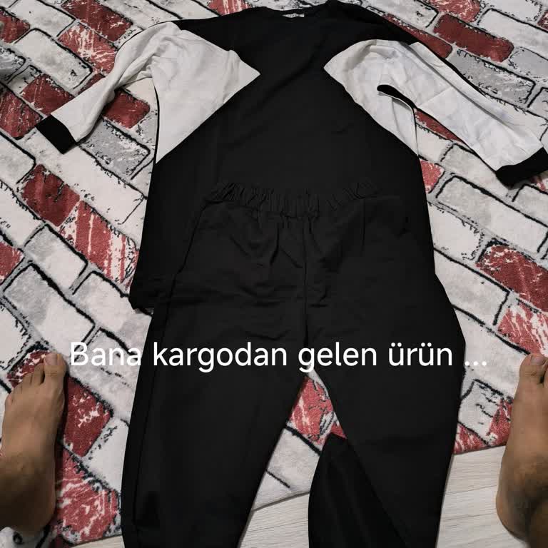 Yanlış Ürün Gönderimi Ve İade Talebi: Abiye Yerine Eşofman Takımı Geldi