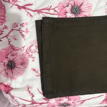 Kusurlu Pantolon Ve Müşteri Hizmetlerine Ulaşamama Sorunu