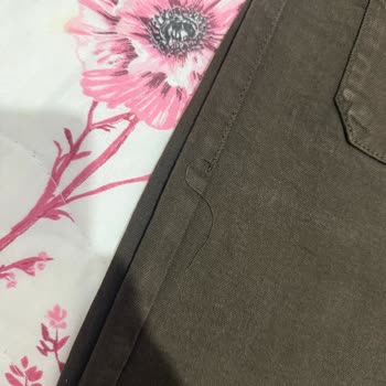 Kusurlu Pantolon Ve Müşteri Hizmetlerine Ulaşamama Sorunu