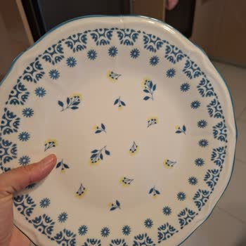 Ürün Görselleri İle Gelen Yemek Takımı Renkleri Uyuşmuyor