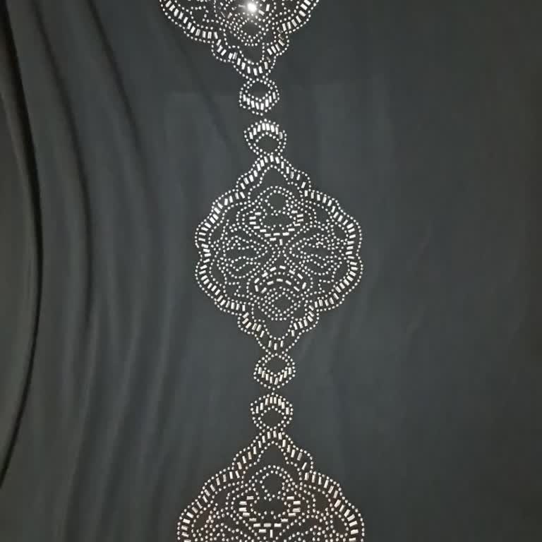 Esede Moda Kusurlu Elbise Gönderimi!