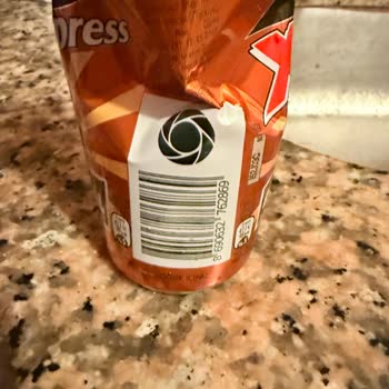Nescafe Soğuk Kahvede Bozuk Ürün Ve Garip Parçalar Şoku
