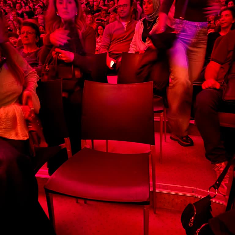 Biletix'ten Aldığım Koltuklu Biletler İçin Ayakta Kaldık