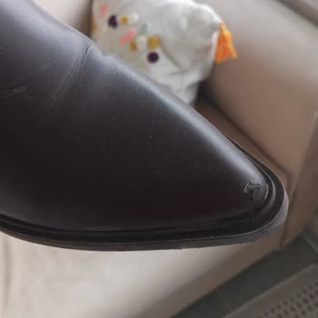 İlk Kullanımda Deforme Olan Çizmenin İadesi Talebi