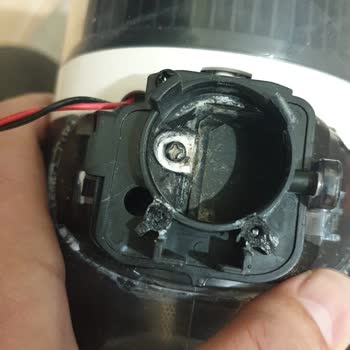 Elektrikli Süpürge Boru Bağlantısı Kısa Sürede Kırıldı Garanti Dışı Denildi