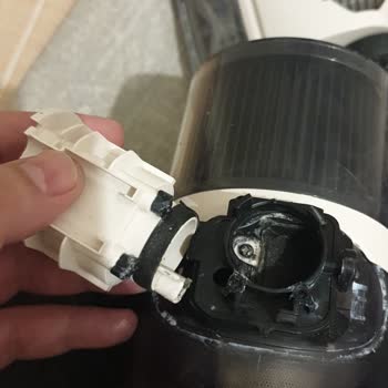 Elektrikli Süpürge Boru Bağlantısı Kısa Sürede Kırıldı Garanti Dışı Denildi