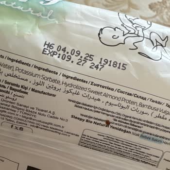 Yenidoğan Islak Mendilde Yoğun Koku Ve Köpük Endişesi