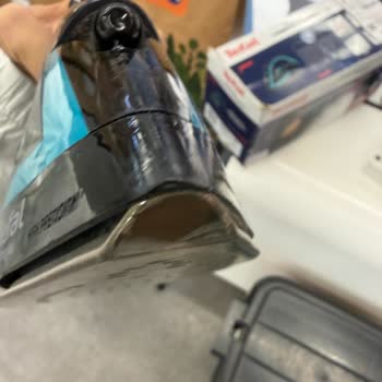 İlk Kullanımda Yamuk Ütü Ve İki Firma Arasında Çözümsüzlük